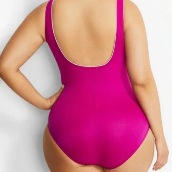 Miraclesuit Horizon Swimsuit - Picture 2 of 14